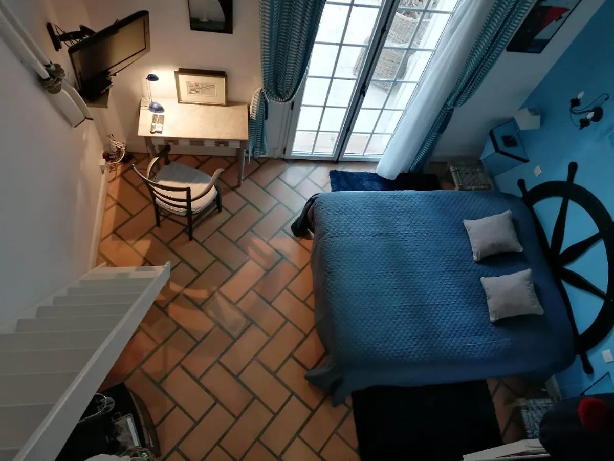 Bed and Breakfast Mas Lei Bancau à Le Beausset 0*,  France