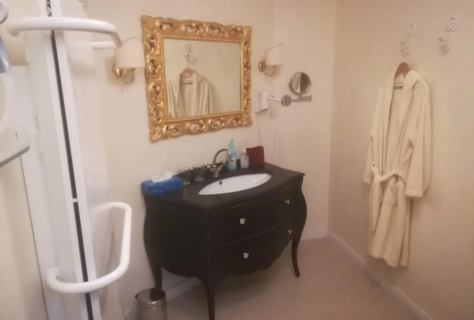 Mas Lei Bancau Bed & Breakfast Le Beausset