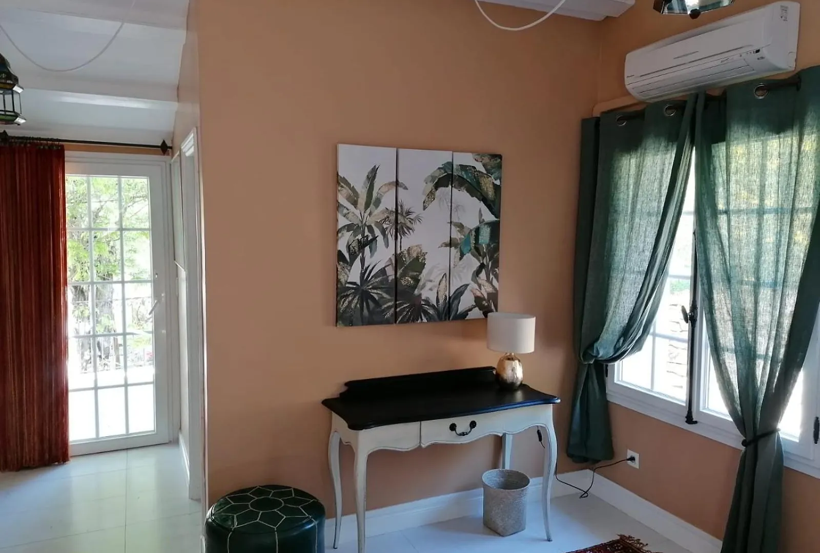 Mas Lei Bancau Bed & Breakfast Le Beausset Fransa