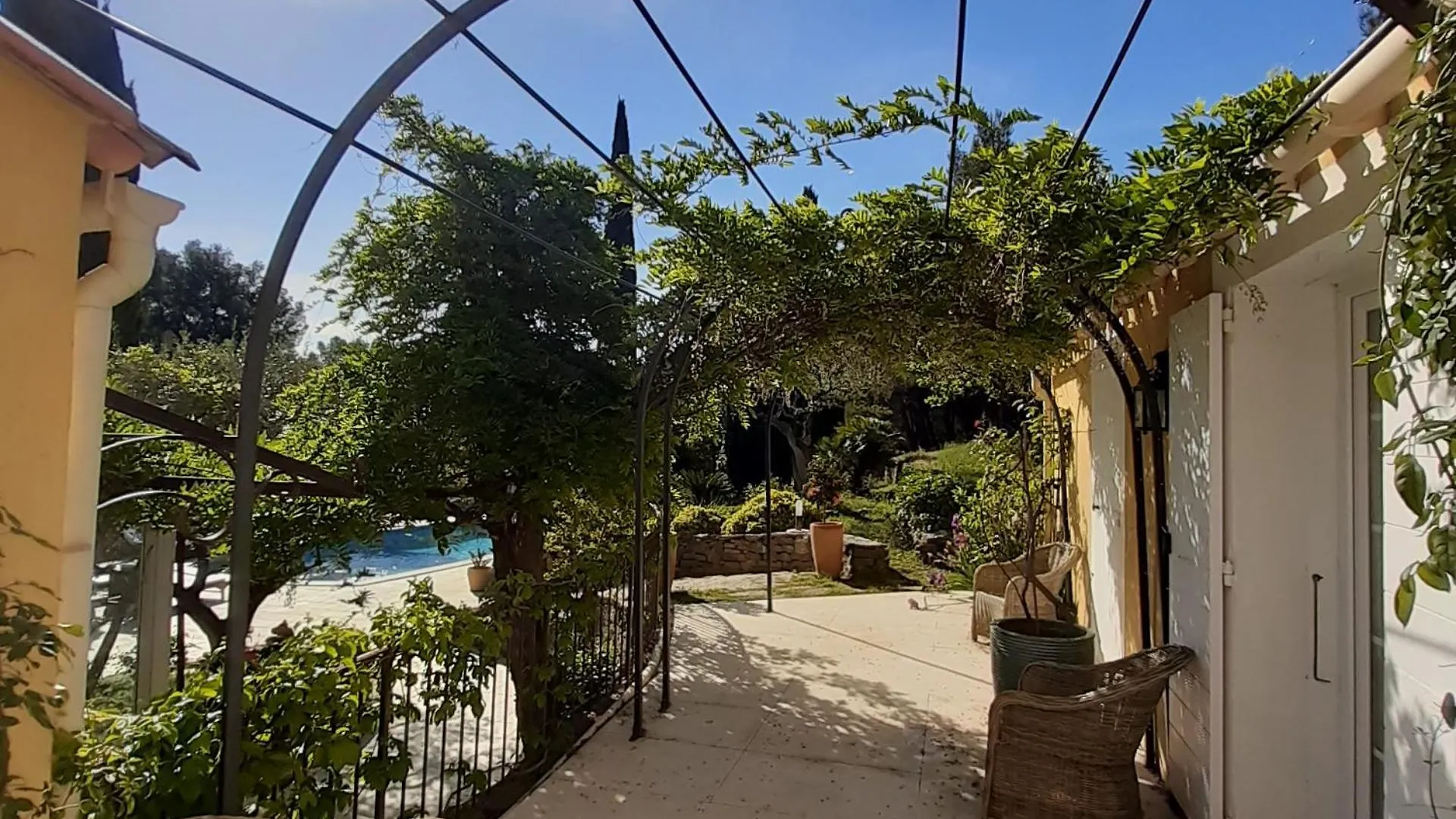 Mas Lei Bancau Bed & Breakfast Le Beausset