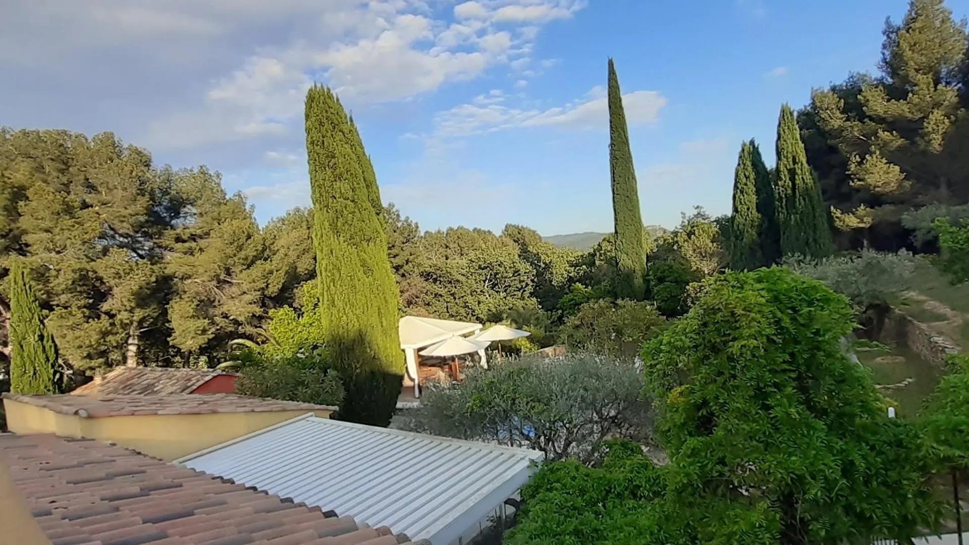 Mas Lei Bancau Bed & Breakfast Le Beausset